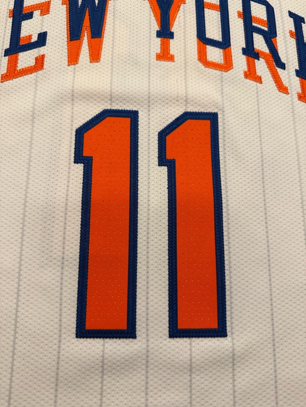 Authentic Jalen Brunson New York Knicks White City Edition Jersey Size 44/M - Picture 4 of 16